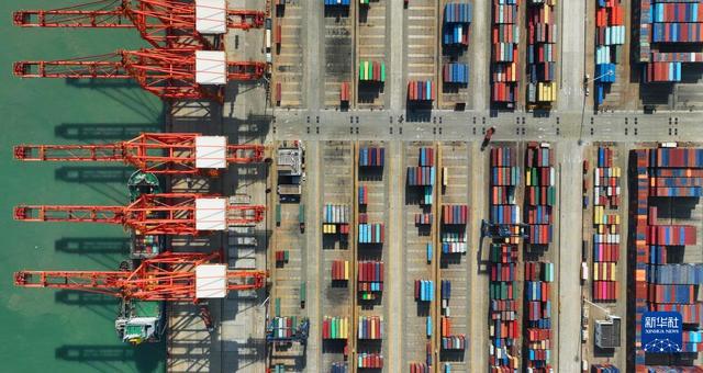 前4個(gè)月我國貨物貿(mào)易進(jìn)出口同比增長5.8%，技術(shù)進(jìn)出口展現(xiàn)新活力